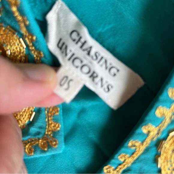 Chasing Unicorns Turquoise & Gold silk embroidered queen of hearts dream coat OS - Picture 8 of 11